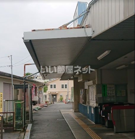 近くの栄駅まで250m（徒歩4分）