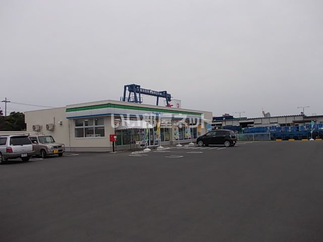 近くのコンビニまで1,387m（徒歩18分）