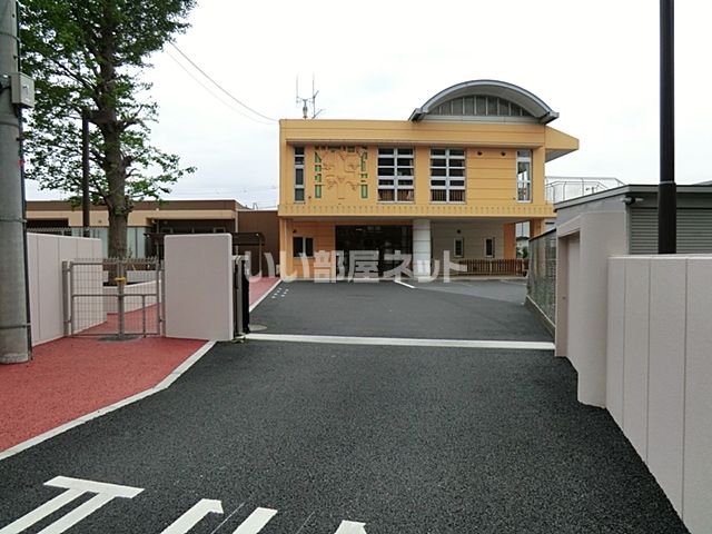 近くの幼稚園・保育園まで998m（徒歩13分）