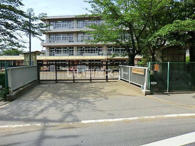 近くの習志野市立藤崎幼稚園まで1,641m（徒歩21分）