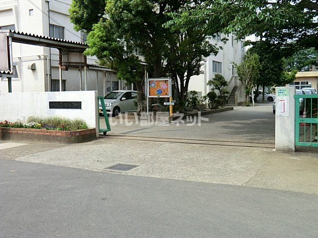 近くの船橋市立高郷小学校まで512m(徒歩7分)