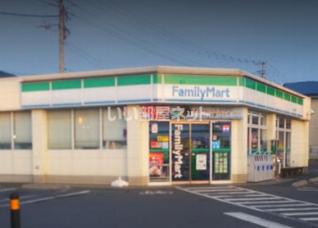 近くのコンビニまで1,309m（徒歩17分）