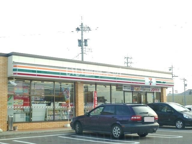 近くのセブンイレブン 金沢三池店まで551m(徒歩7分)