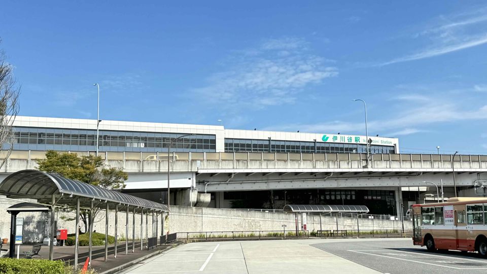 近くの地下鉄　伊川谷駅まで2,228m（徒歩28分）