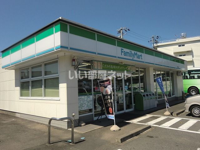 近くのコンビニまで1,316m（徒歩17分）