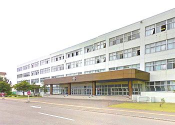 近くの札幌東陵高等学校まで499m（徒歩7分）