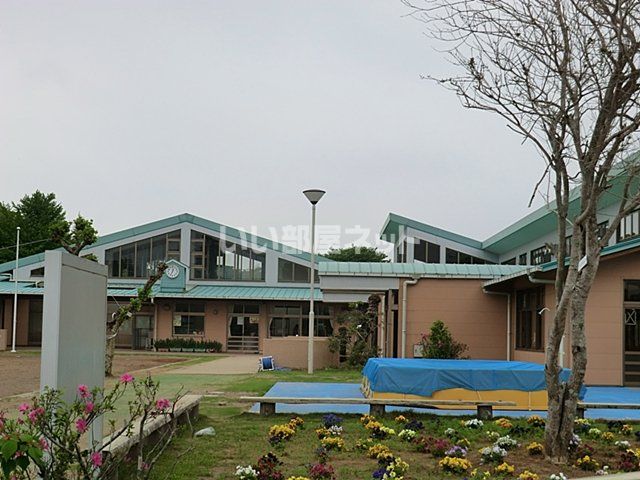 近くの幼稚園・保育園まで1,787m（徒歩23分）