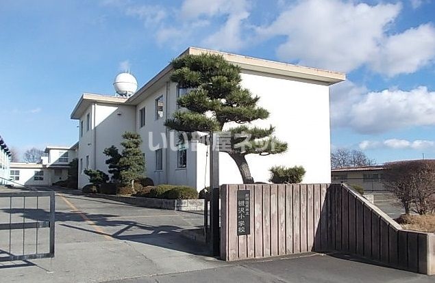 近くの那須塩原市立槻沢小学校まで498m(徒歩7分)