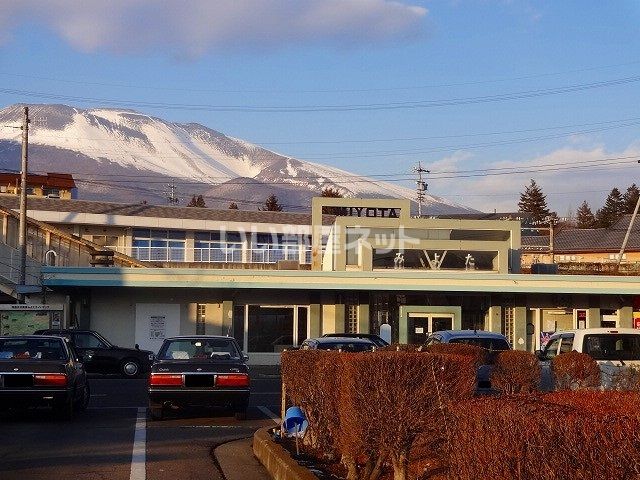 近くの施設まで1,459m（徒歩19分）