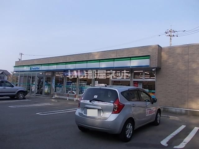 近くのファミリーマート 金沢土清水町店まで1,918m(徒歩24分)