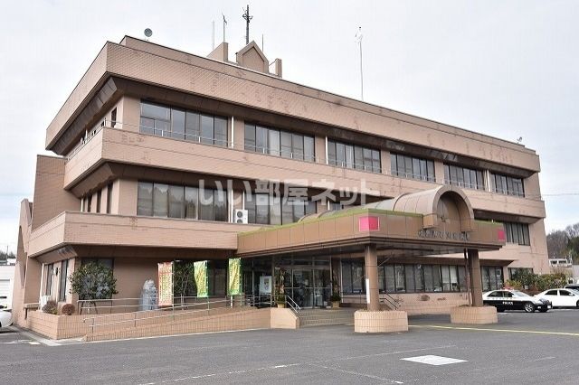 近くの警察署・交番まで861m（徒歩11分）