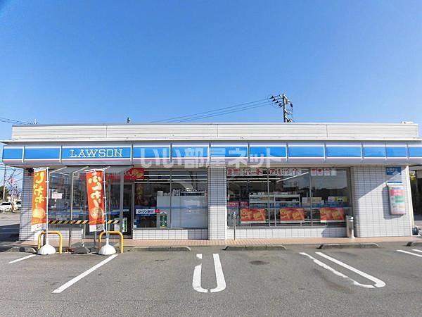 近くのコンビニまで440m（徒歩6分）