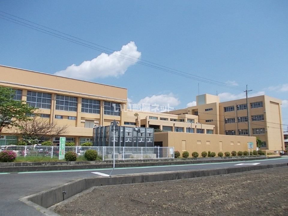 近くの草津市立笠縫東小学校まで538m（徒歩7分）