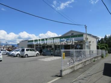 近くにファミリーマート宝１丁目店あり
