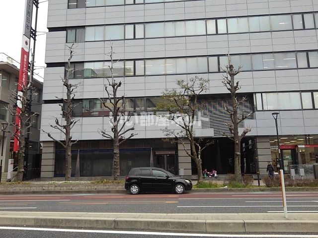 近くの三菱UFJ銀行久留米支店まで633m（徒歩8分）