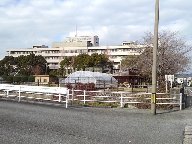 近くの病院まで424m（徒歩6分）