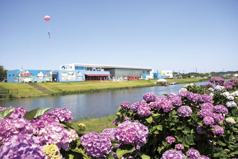 近くの道の駅 多古 あじさい館まで1,994m（徒歩25分）