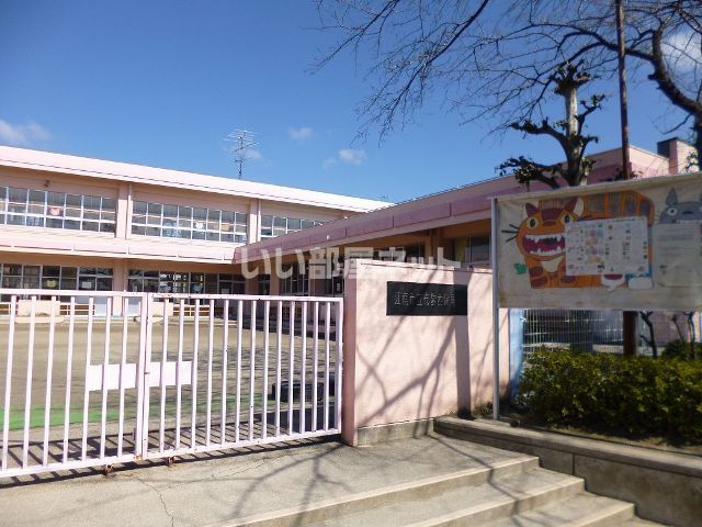 近くの幼稚園・保育園まで479m（徒歩6分）