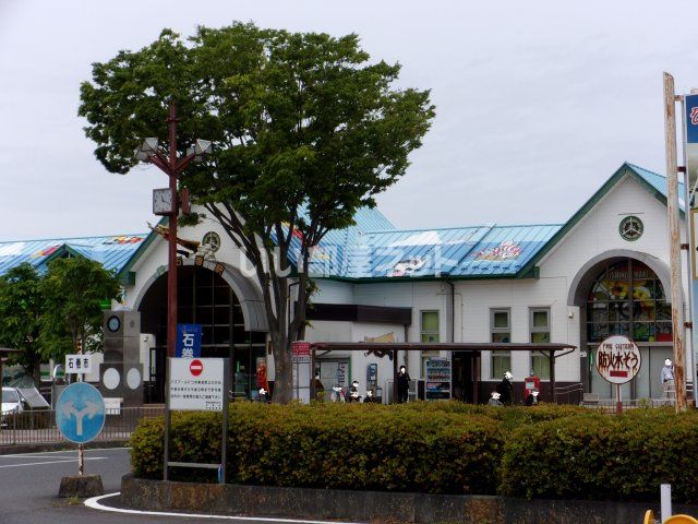 近くの石巻駅まで746m(徒歩10分)