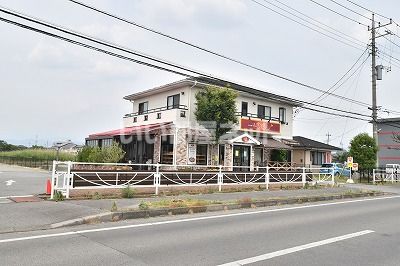 近くのパン工房李音まで275m（徒歩4分）