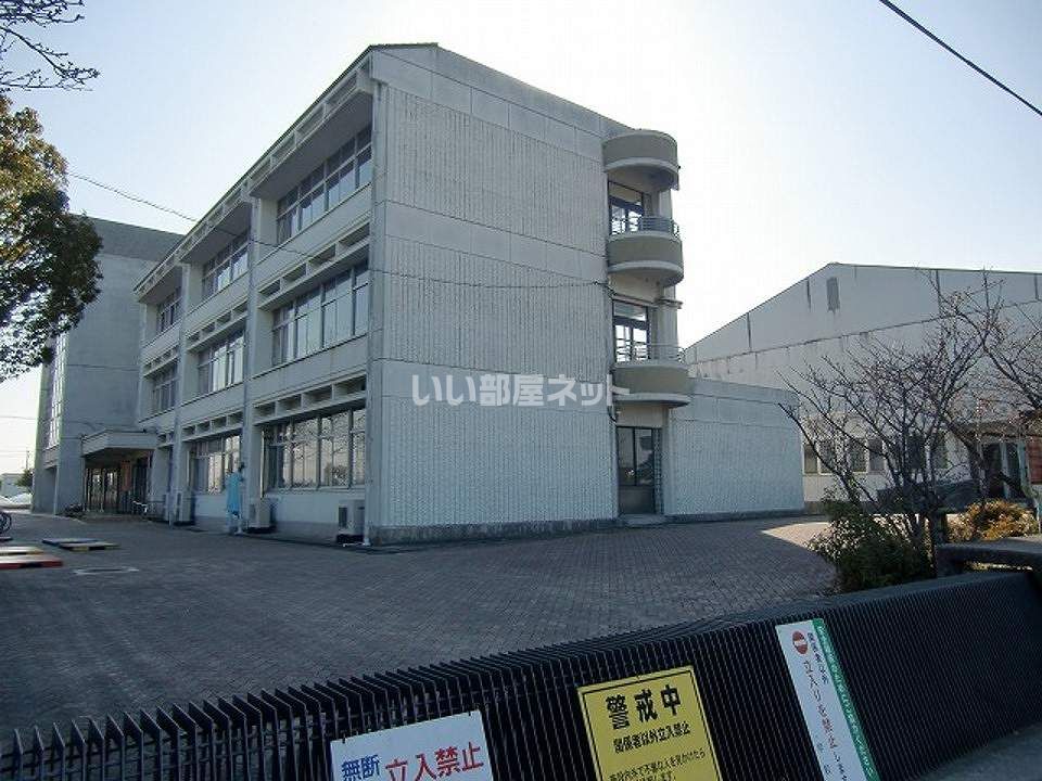 近くの栗東市立大宝西小学校まで1,022m（徒歩13分）