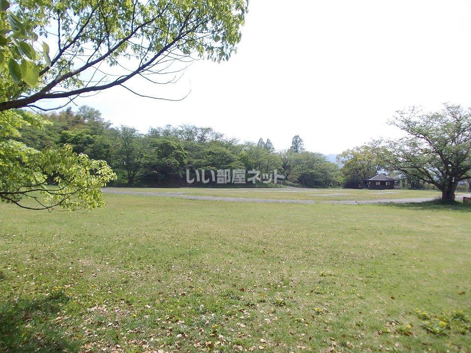 近くのにごり池自然公園まで816m（徒歩11分）