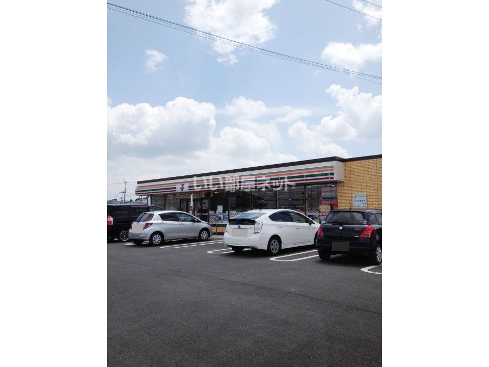 近くのセブンイレブン 甲南町新治店まで425m(徒歩6分)