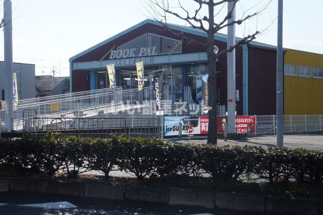 近くの大垣書店 伏見店まで1,035m（徒歩13分）