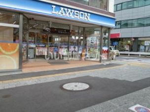 近くのローソン 水戸宮町二丁目店まで387m（徒歩5分）
