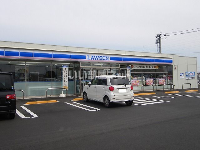 近くのコンビニまで188m（徒歩3分）