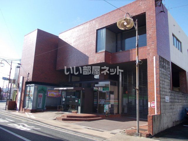 近くのＪＡ京都中央 向日支店まで694m（徒歩9分）