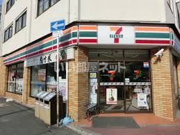 近くのセブンイレブン 大阪大国町駅北店まで163m（徒歩3分）