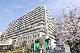 近くの病院まで1,074m（徒歩14分）