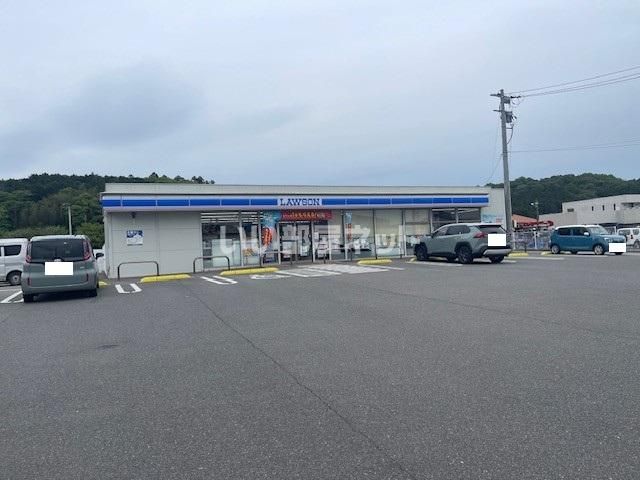 近くのローソン美祢大嶺町曽根店まで271m(徒歩4分)