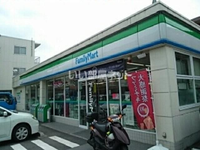 近くのファミリーマート 上作延店まで1,739m（徒歩22分）