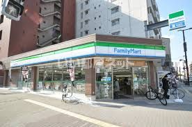 近くのコンビニまで536m（徒歩7分）