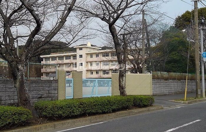 近くの北九州市立 今町小学校まで523m(徒歩7分)