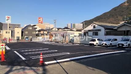 近くのセブンイレブン 門司高田店まで428m(徒歩6分)