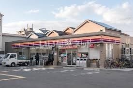 近くにファミリーマート 東住吉矢田店あり