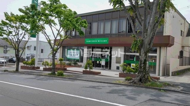 近くの仙台銀行鶴が丘出張所まで931m（徒歩12分）