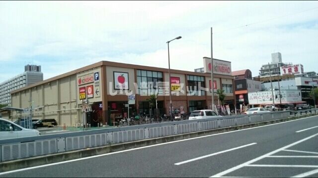 近くのスーパーマーケットKINSHO(近商) 住吉店まで1,008m（徒歩13分）