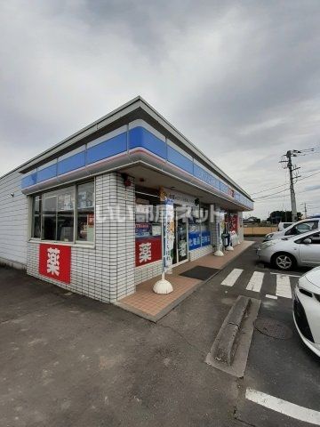 近くのローソン 行田北河原店まで1,002m(徒歩13分)
