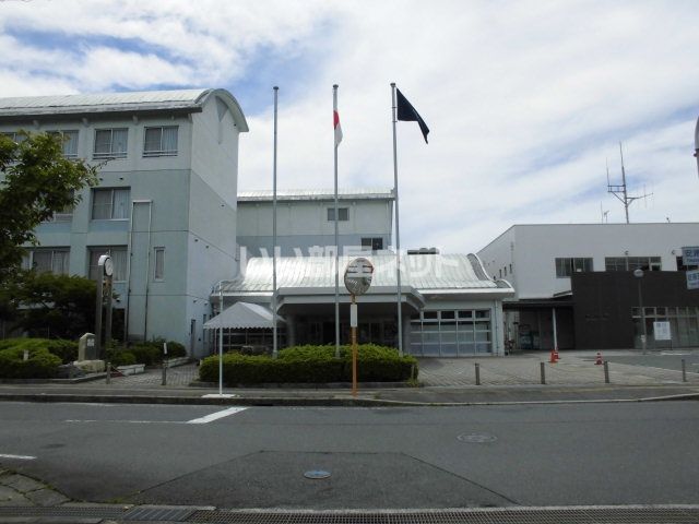 近くの安浦市民センターまで124m（徒歩2分）