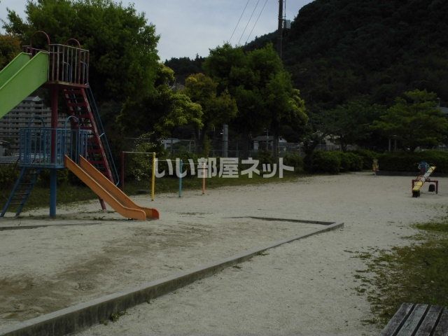 近くの安浦海ヶ丘公園まで310m（徒歩4分）