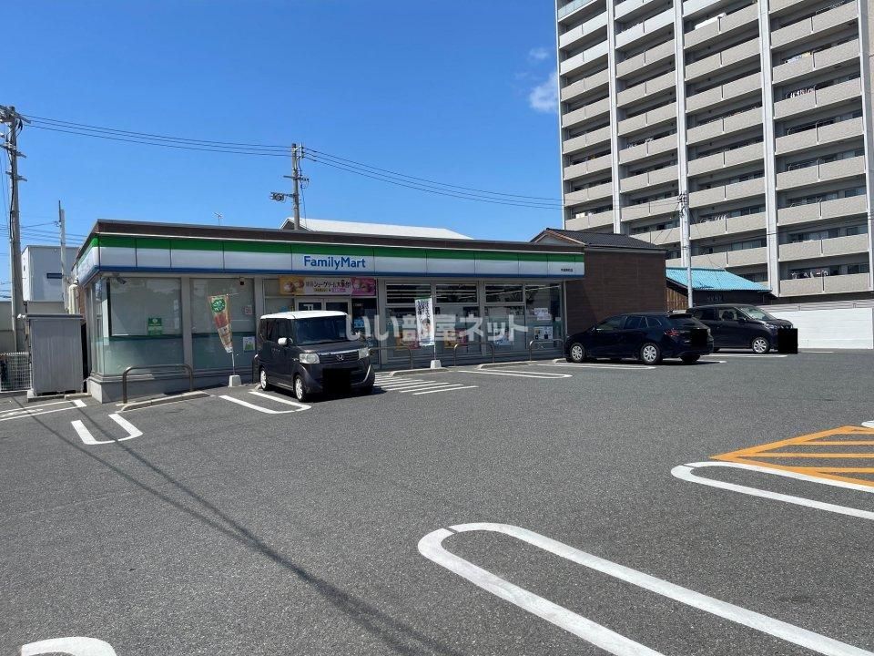 近くのファミリーマート 宇部寿町店まで723m（徒歩10分）