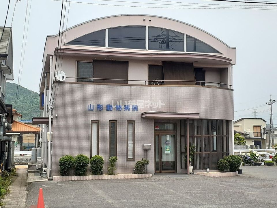 近くの病院まで1,209m（徒歩16分）