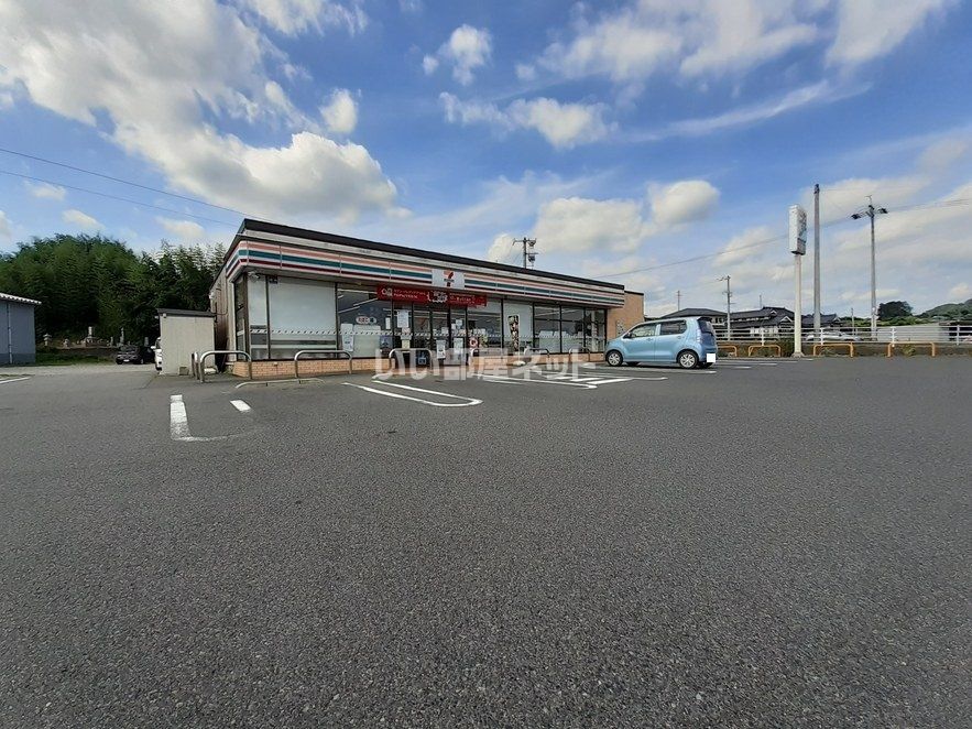 近くにセブンイレブン苫田鏡野吉原店あり