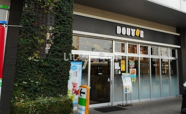 近くの施設まで335m（徒歩5分）