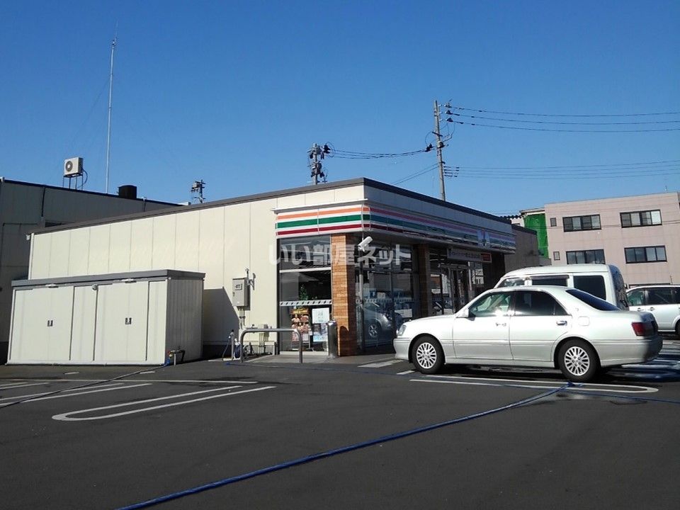 近くにセブンイレブン 会津年貢町店あり