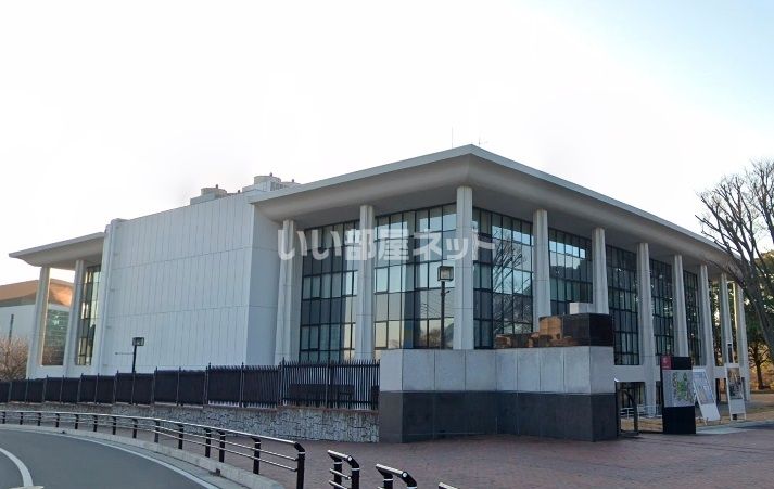近くの東海大学付属図書館中央図書館まで900m（徒歩12分）